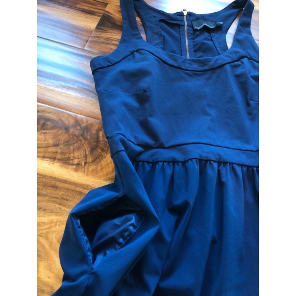 Cynthia Rowley Dresses & Skirts - 🎉Dress with Pockets🎉